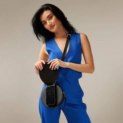 Bandolier Plain Leather Logo Smart Phone Cases For Women Black/gold X One Size -Bandolier Online Shop org 10031