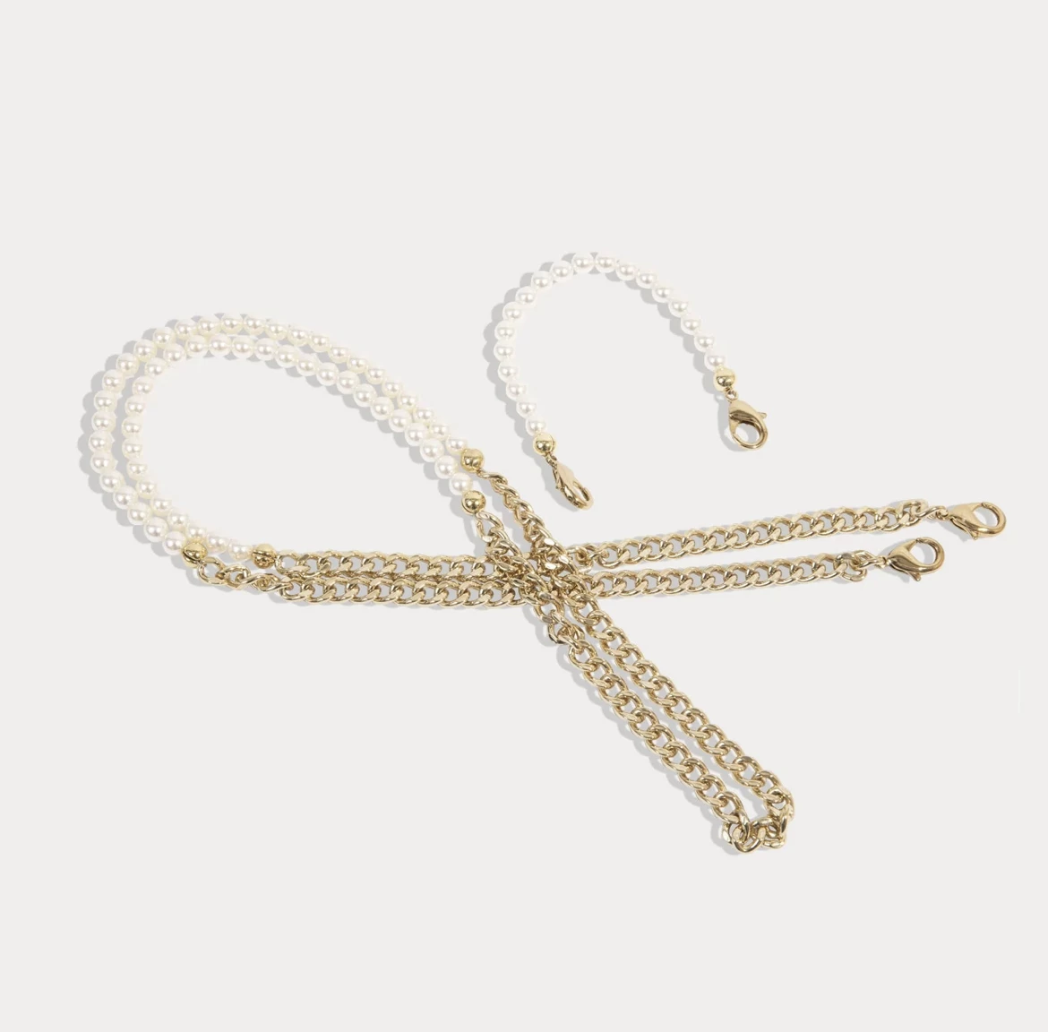 Bandolier Chain Co-ord Tech Accessories For Women Colette Ivory/gold X One Size 3 Bandolier Chain Co-ord Tech Accessories For Women Colette Ivory/gold X One Size - Image 3