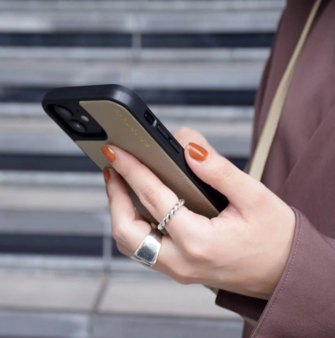 Bandolier EMMA Leather IPhone 13 IPhone 13 Pro IPhone 13 Pro Max For Women Light Taupe X Iphone 13 Pro 6 Bandolier EMMA Leather IPhone 13 IPhone 13 Pro IPhone 13 Pro Max For Women Light Taupe X Iphone 13 Pro - Image 6