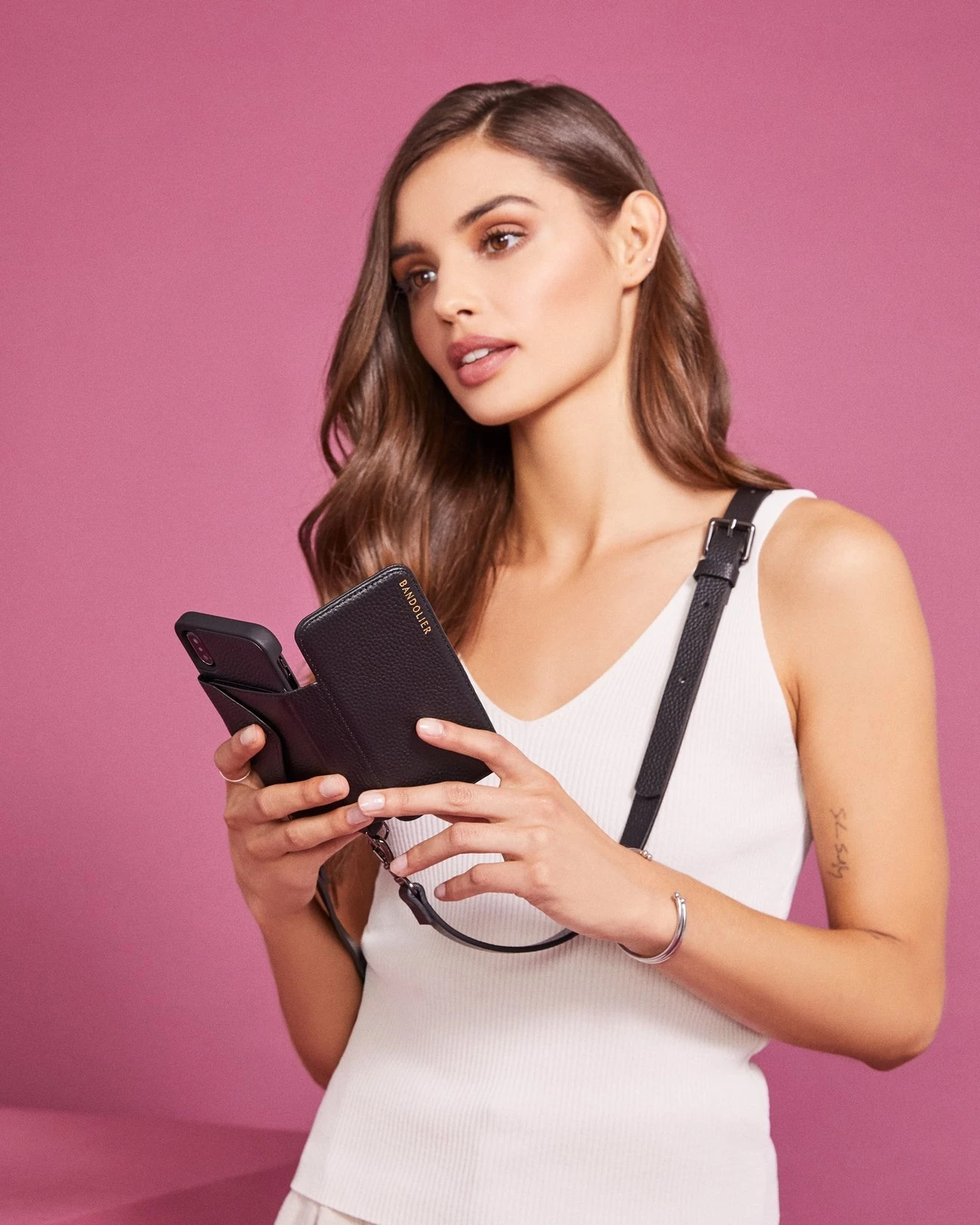 Bandolier Unisex Street Style Plain Leather IPhone 8 IPhone 8 Plus For Women Black/gold X Iphone 13 Pro 15 Bandolier Unisex Street Style Plain Leather IPhone 8 IPhone 8 Plus For Women Black/gold X Iphone 13 Pro - Image 15