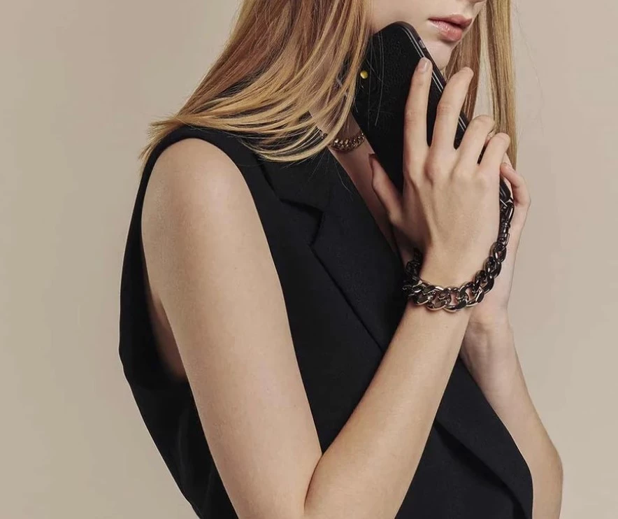 Bandolier Smart Phone Cases For Women Black/gold X One Size 10 Bandolier Smart Phone Cases For Women Black/gold X One Size - Image 10