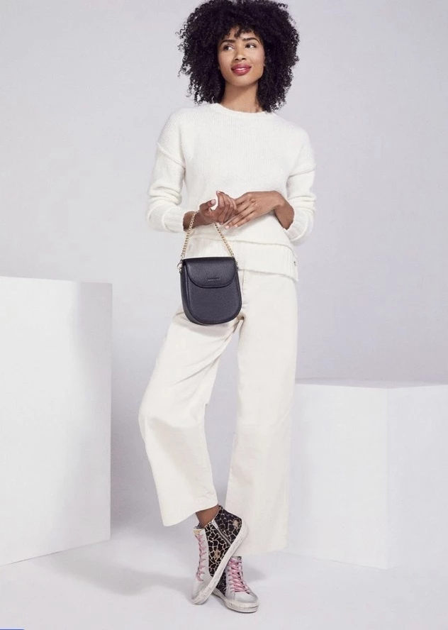 Bandolier 2020-21FW Casual Style Unisex Suede Blended Fabrics Street Style Chain For Women Black/gold X One Size 3 Bandolier 2020-21FW Casual Style Unisex Suede Blended Fabrics Street Style Chain For Women Black/gold X One Size - Image 3