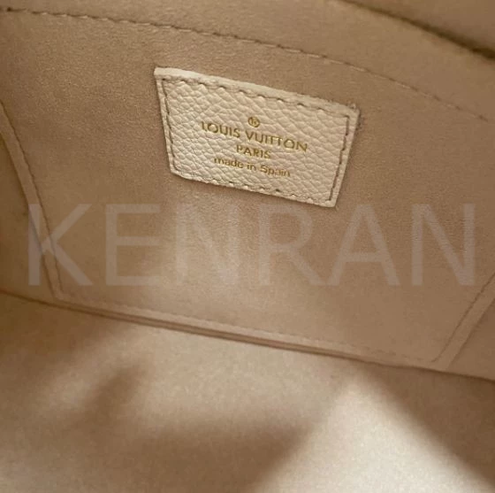 Louis Vuitton Monogram 2WAY Shoulder Speedy Bandolier 20 (M46118) For Women Kaki / Beige X One Size 4 Louis Vuitton Monogram 2WAY Shoulder Speedy Bandolier 20 (M46118) For Women Kaki / Beige X One Size - Image 4