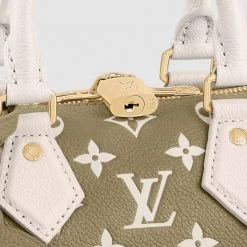 Louis Vuitton Monogram 2WAY Shoulder Speedy Bandolier 20 (M46118) For Women Kaki / Beige X One Size 20 Louis Vuitton Monogram 2WAY Shoulder Speedy Bandolier 20 (M46118) For Women Kaki / Beige X One Size -Bandolier Online Shop org 7402