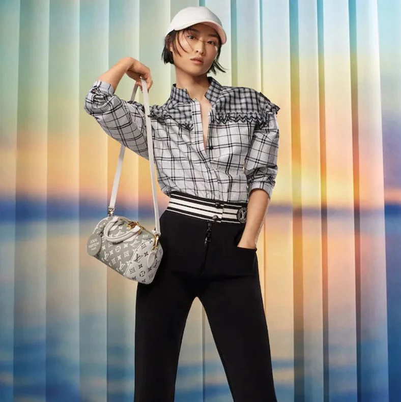 Louis Vuitton Monogram 2WAY Shoulder Speedy Bandolier 20 (M46118) For Women Kaki / Beige X One Size 12 Louis Vuitton Monogram 2WAY Shoulder Speedy Bandolier 20 (M46118) For Women Kaki / Beige X One Size - Image 12