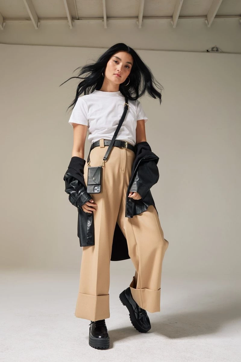 Bandolier 2021 Cruise Unisex Street Style Plain Leather IPhone 8 IPhone 8 Plus For Women Black/gold X Iphone11promax 11 Bandolier 2021 Cruise Unisex Street Style Plain Leather IPhone 8 IPhone 8 Plus For Women Black/gold X Iphone11promax - Image 11