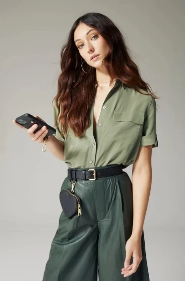 Bandolier 2021 SS Leather Logo IPhone 11 Pro IPhone 11 Pro Max IPhone 11 For Women ①black/gold X Iphone 11 Pro 6 Bandolier 2021 SS Leather Logo IPhone 11 Pro IPhone 11 Pro Max IPhone 11 For Women ①black/gold X Iphone 11 Pro - Image 6