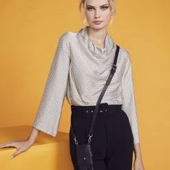 Bandolier 2020 Cruise Unisex Street Style Plain Leather IPhone 8 IPhone 8 Plus For Women Black/gold X Iphone11promax 37 Bandolier 2020 Cruise Unisex Street Style Plain Leather IPhone 8 IPhone 8 Plus For Women Black/gold X Iphone11promax -Bandolier Online Shop org 8303