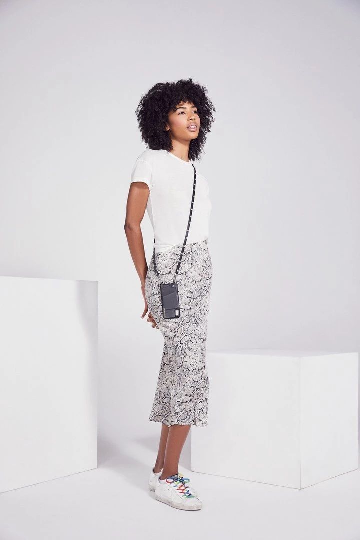 Bandolier 2020 Cruise Unisex Street Style Plain Leather IPhone 8 IPhone 8 Plus For Women Black/silver X Iphone13pro 20 Bandolier 2020 Cruise Unisex Street Style Plain Leather IPhone 8 IPhone 8 Plus For Women Black/silver X Iphone13pro - Image 20