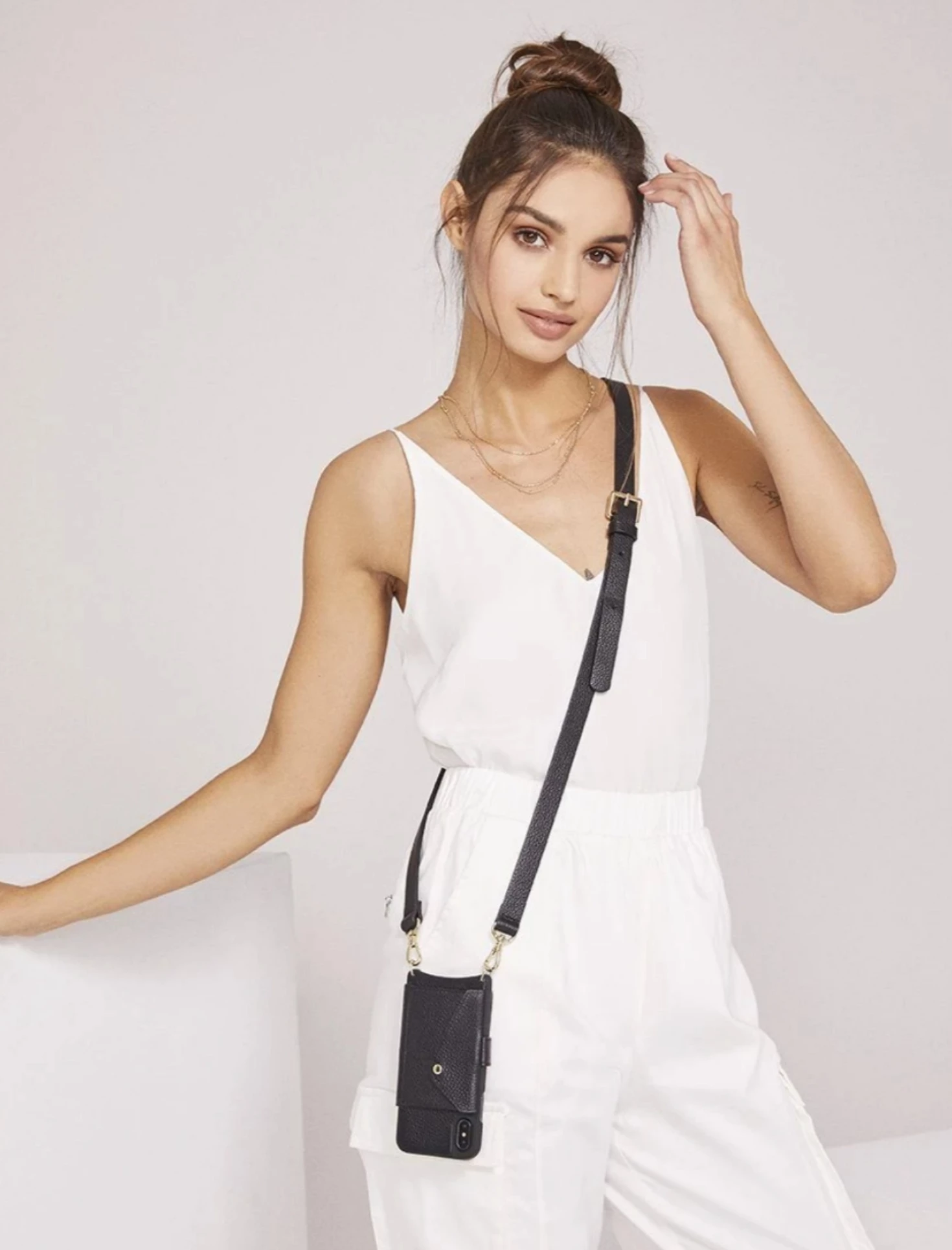 Bandolier 2020 Cruise Unisex Plain Leather IPhone 8 IPhone 8 Plus IPhone X For Women Black/pewter X Iphone Xsmax 15 Bandolier 2020 Cruise Unisex Plain Leather IPhone 8 IPhone 8 Plus IPhone X For Women Black/pewter X Iphone Xsmax - Image 15